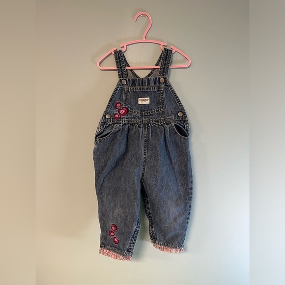 Oshkosh B’gosh Blue Jean with Flower Sticking Overalls, Baby Girl Size 18months - Picture 1 of 10